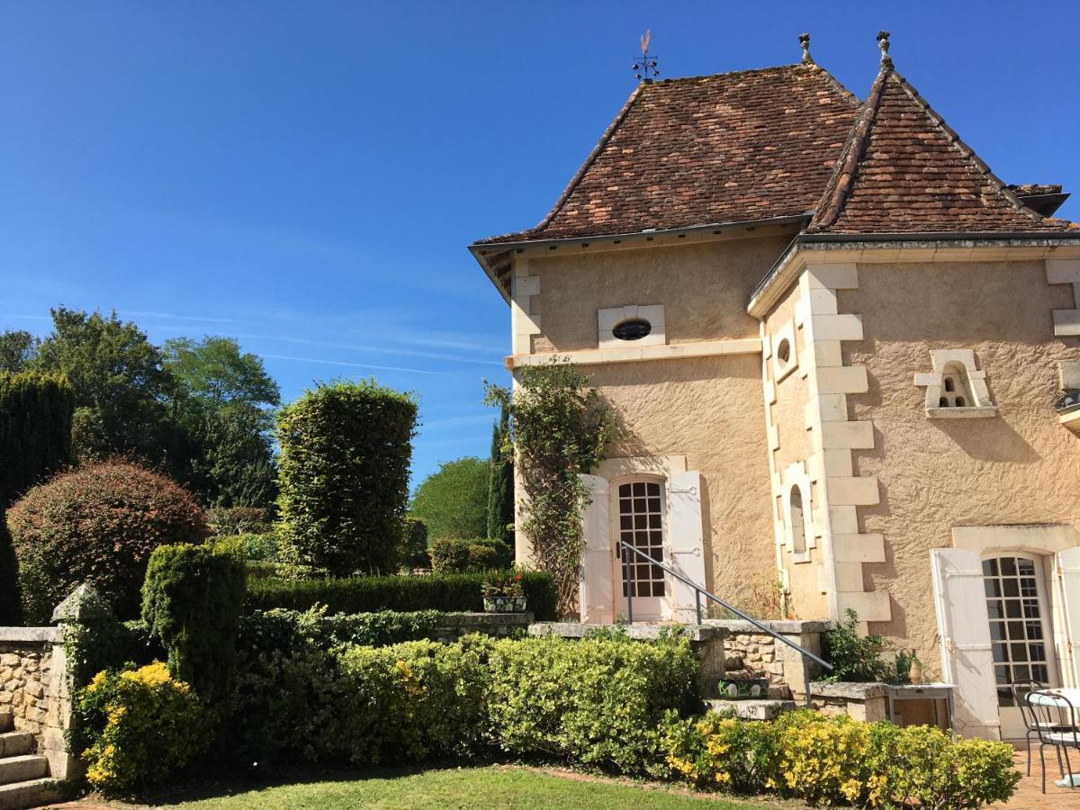 Les Deux Colombiers Bed & Breakfast Chapdeuil Exterior foto