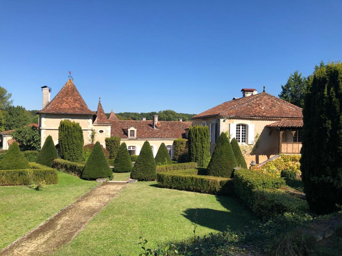 Les Deux Colombiers Bed & Breakfast Chapdeuil Exterior foto